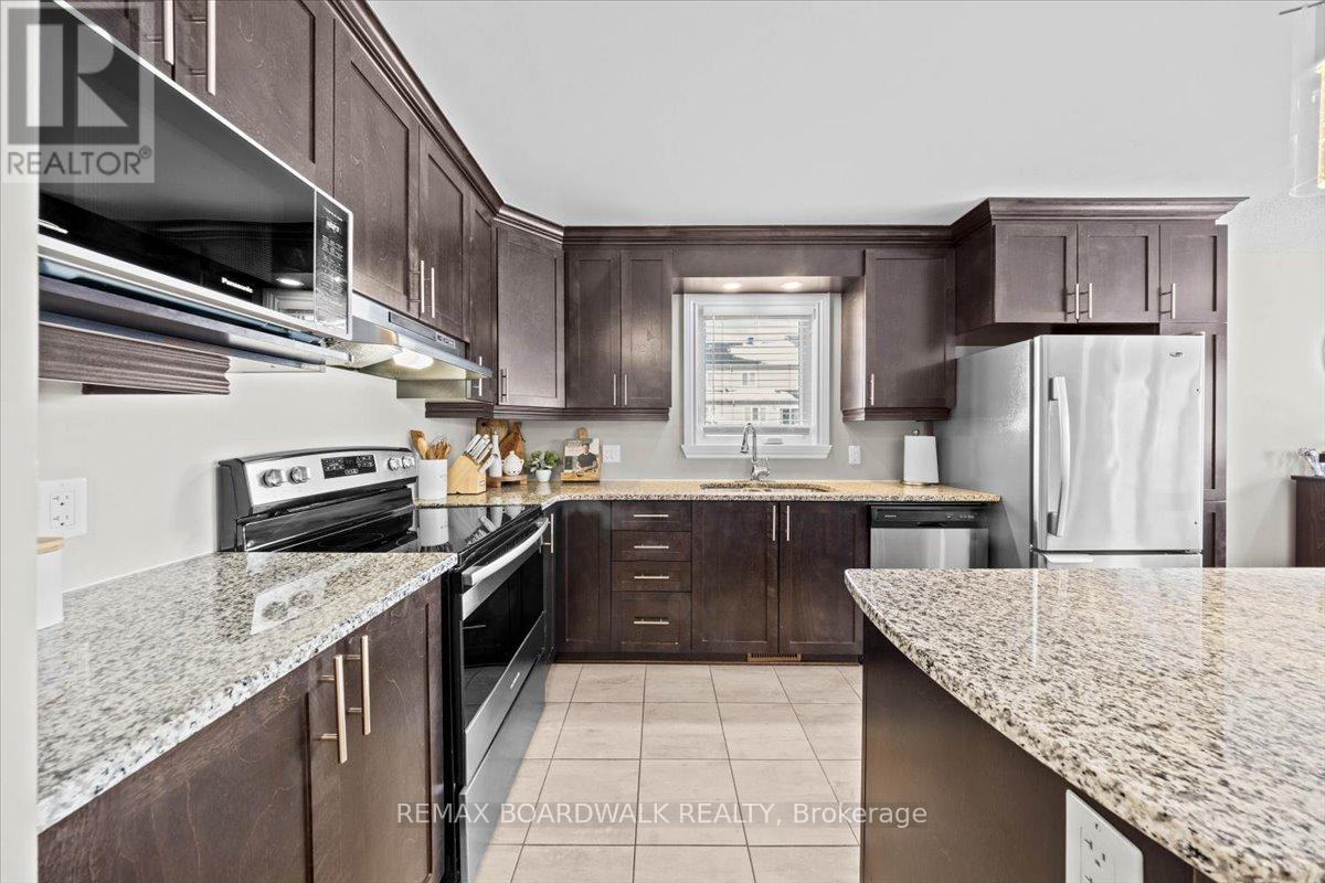 2424 Marble Crescent, Clarence-Rockland, Ontario  K4K 1P6 - Photo 9 - X12833904