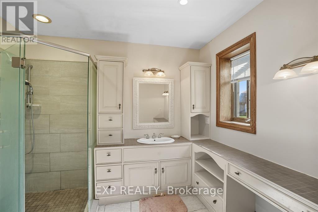 2830 Concession 4 Road, Alfred And Plantagenet, Ontario  K0B 1A0 - Photo 21 - X12833936