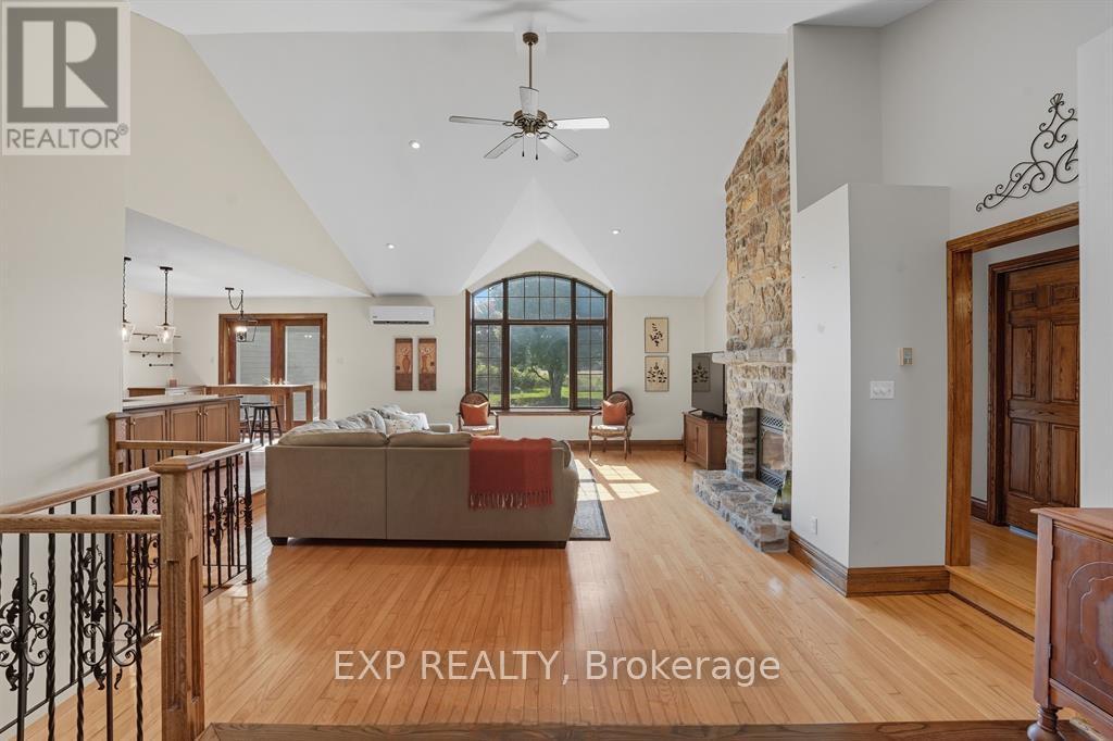 2830 Concession 4 Road, Alfred And Plantagenet, Ontario  K0B 1A0 - Photo 5 - X12833936