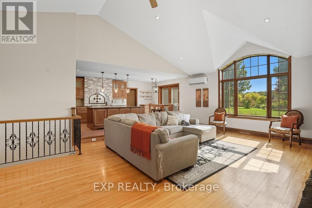 2830 Concession 4 Road, Alfred And Plantagenet, Ontario  K0B 1A0 - Photo 7 - X12833936