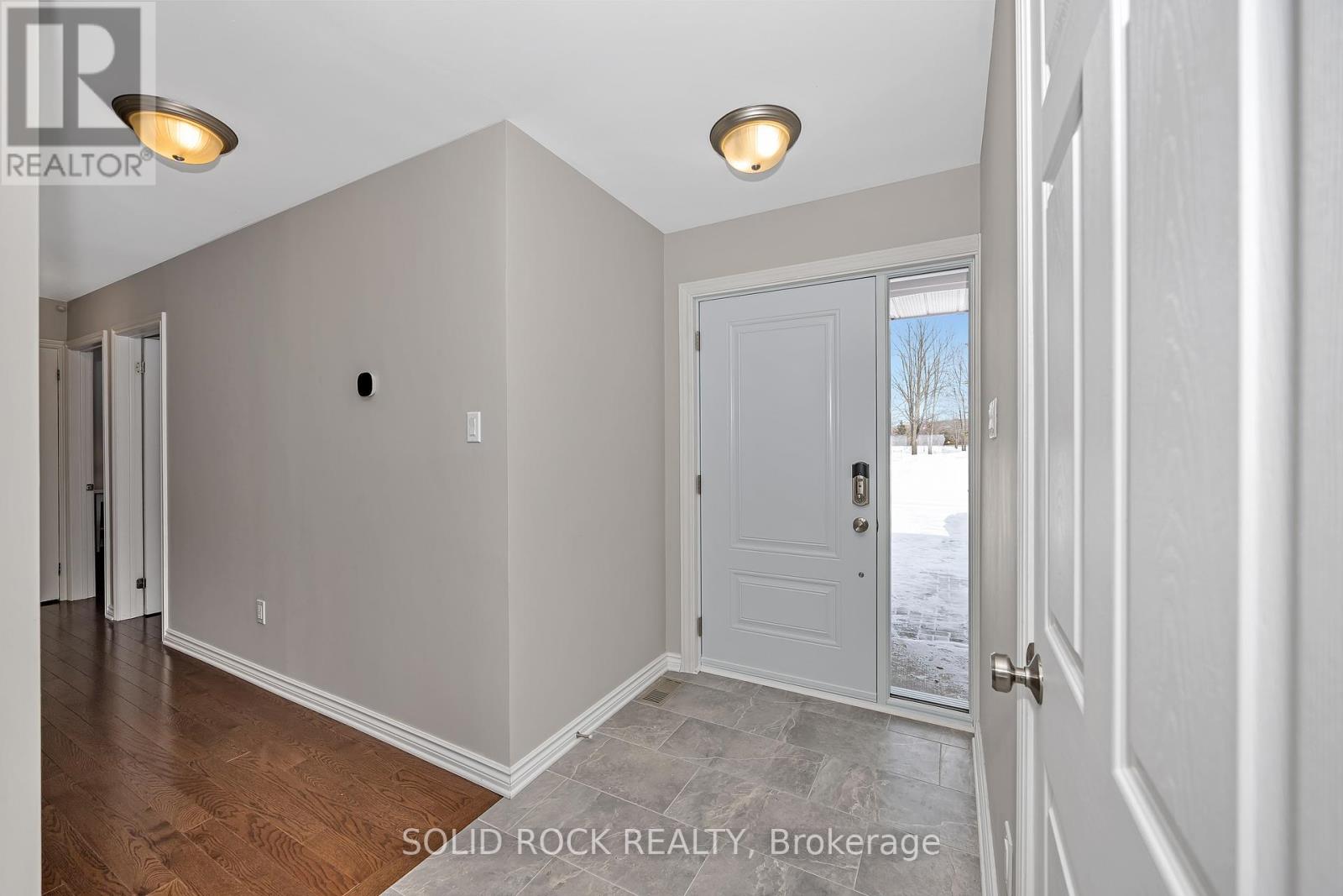 3710 River Road, North Grenville, Ontario  K4M 1B4 - Photo 5 - X12834072