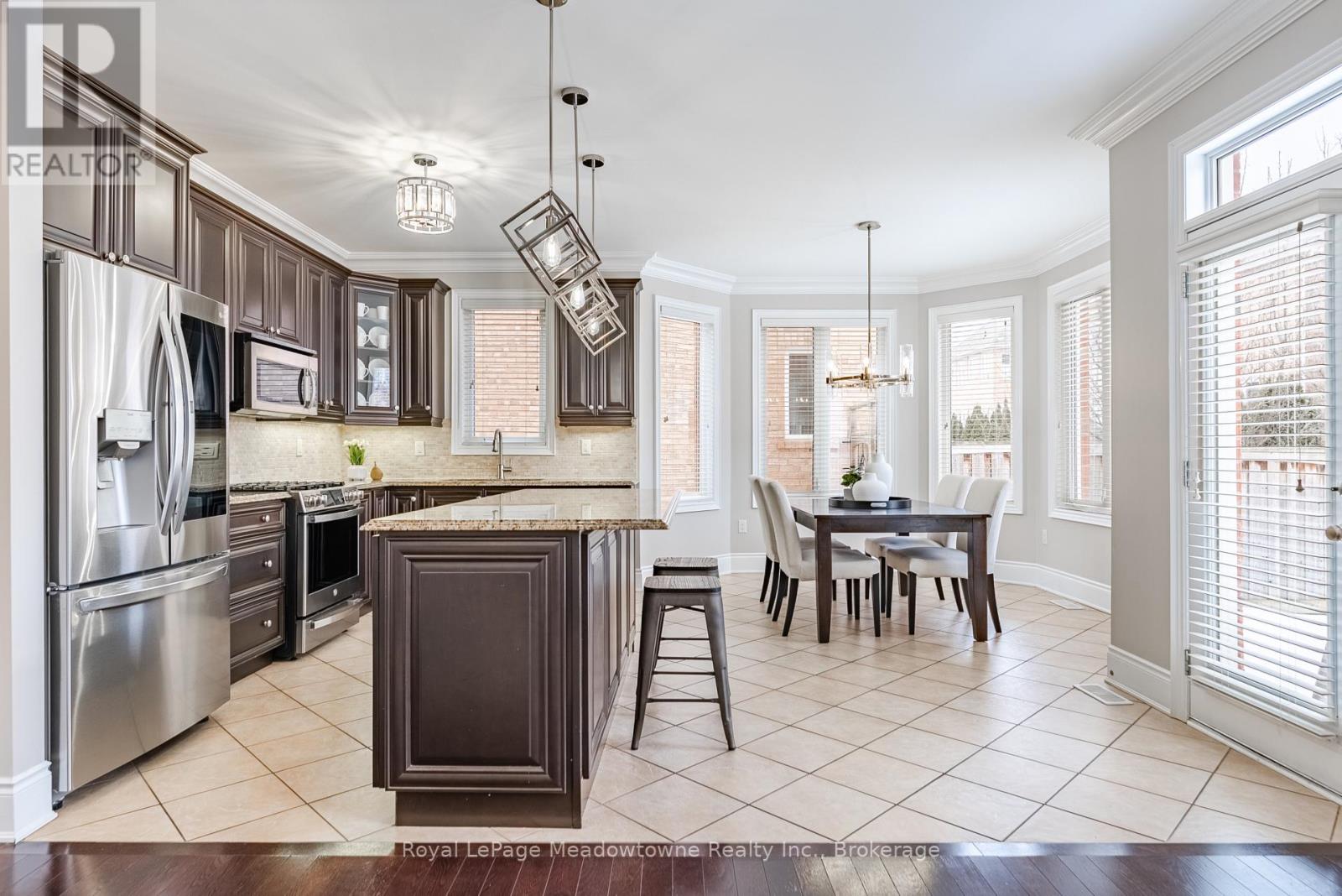 400 Mickey Court, Milton, Ontario  L9T 7N8 - Photo 14 - W12833978