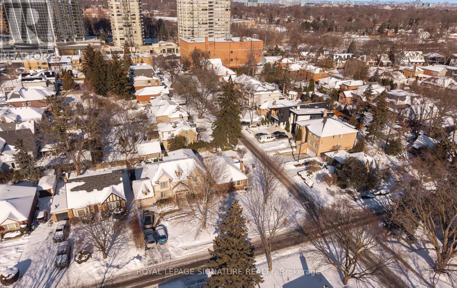 28 Eagle Road, Toronto, Ontario  M8Z 4H5 - Photo 46 - W12832946