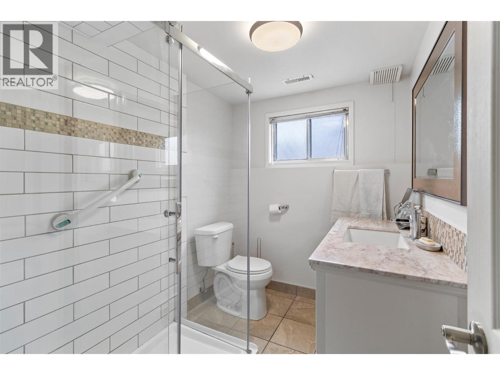 1886 Valleyview Drive, Kamloops, British Columbia  V2C 4B9 - Photo 37 - 10375991