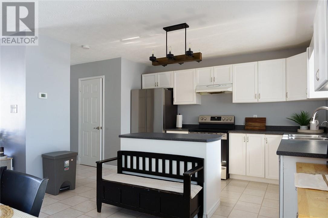 3535 Keith Avenue, Chelmsford, Ontario  P0M 1L0 - Photo 12 - 2126632