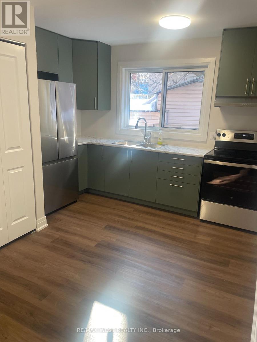 Main Floor - 57 Nassau Street, Toronto (Kensington-Chinatown), Ontario  M5T 1M3 - Photo 5 - C12833900