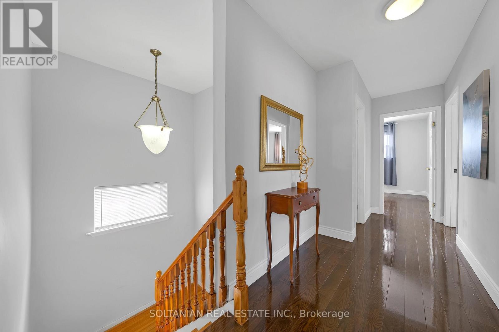 158 Hilda Avenue, Toronto (Newtonbrook West), Ontario  M2M 1V9 - Photo 18 - C12833968