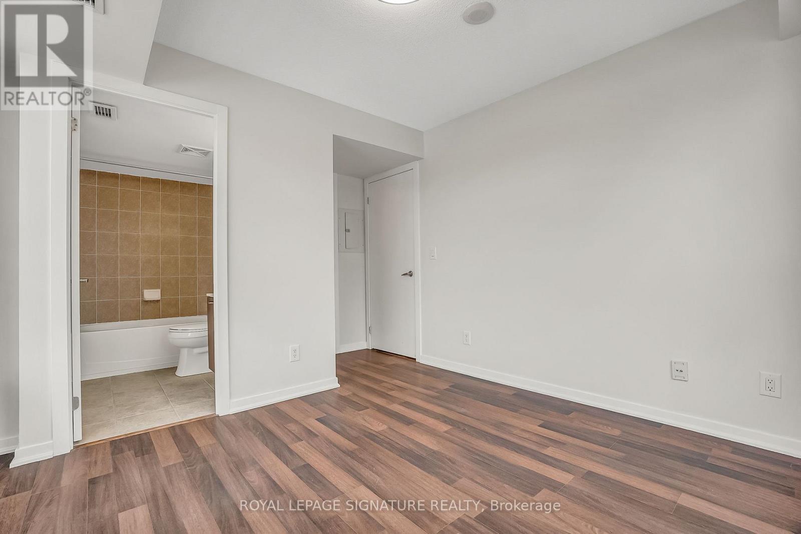 507 - 38 Joe Shuster Way, Toronto, Ontario  M6K 0A5 - Photo 17 - C12833998