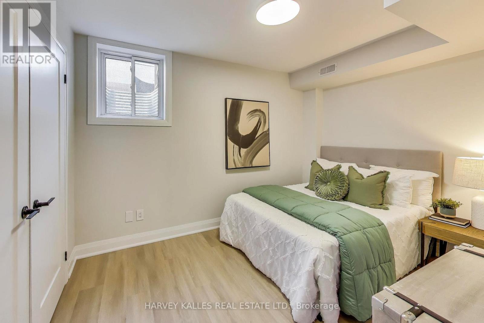 Lower Level - 21 Rolyat Street, Toronto (Trinity-Bellwoods), Ontario  M6J 1S5 - Photo 8 - C12834078