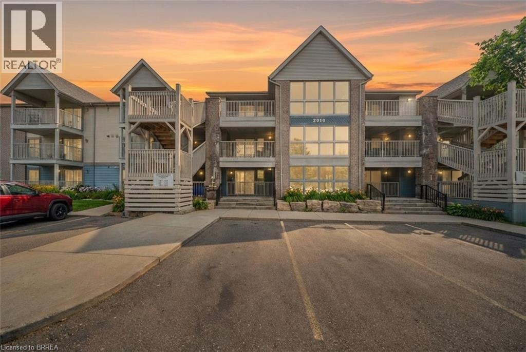 2010 CLEAVER Avenue Unit# 207, burlington, Ontario