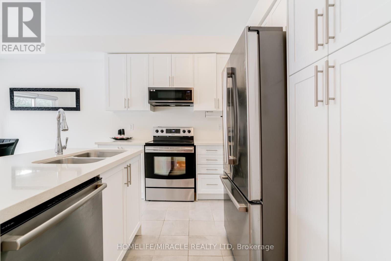 283 Fleetwood Drive, Oshawa, Ontario  L1K 3E8 - Photo 13 - E12833884