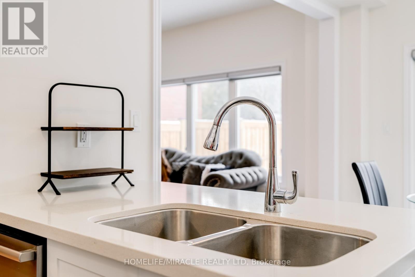 283 Fleetwood Drive, Oshawa, Ontario  L1K 3E8 - Photo 16 - E12833884