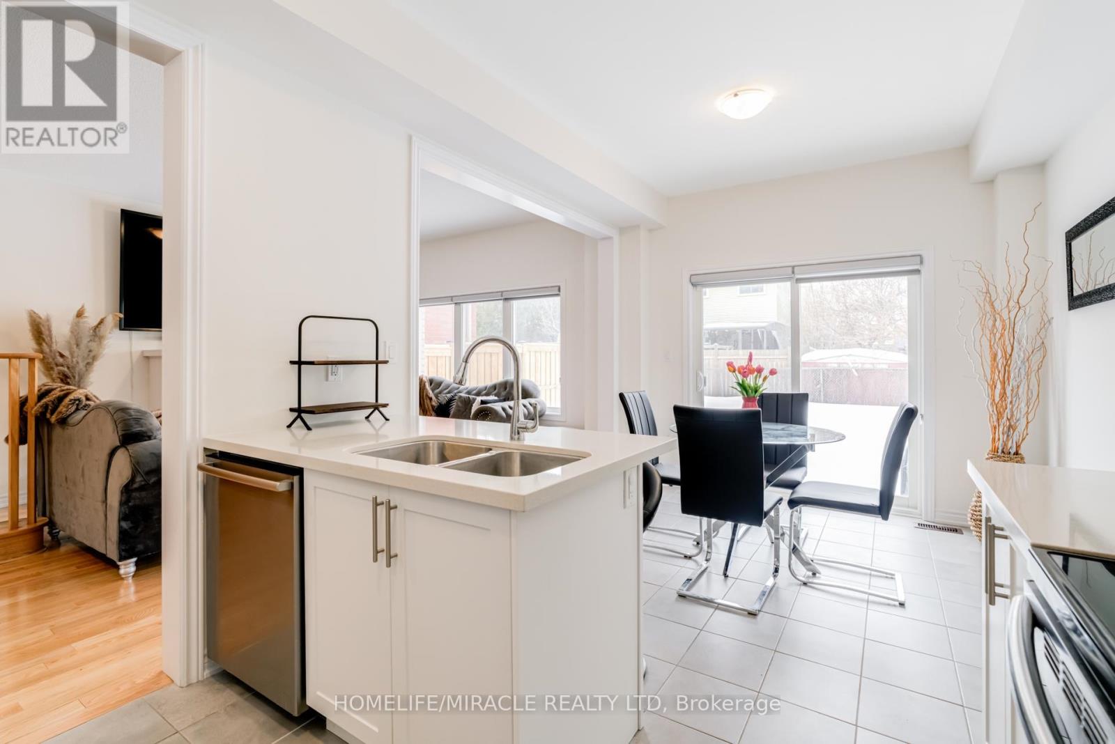 283 Fleetwood Drive, Oshawa, Ontario  L1K 3E8 - Photo 17 - E12833884