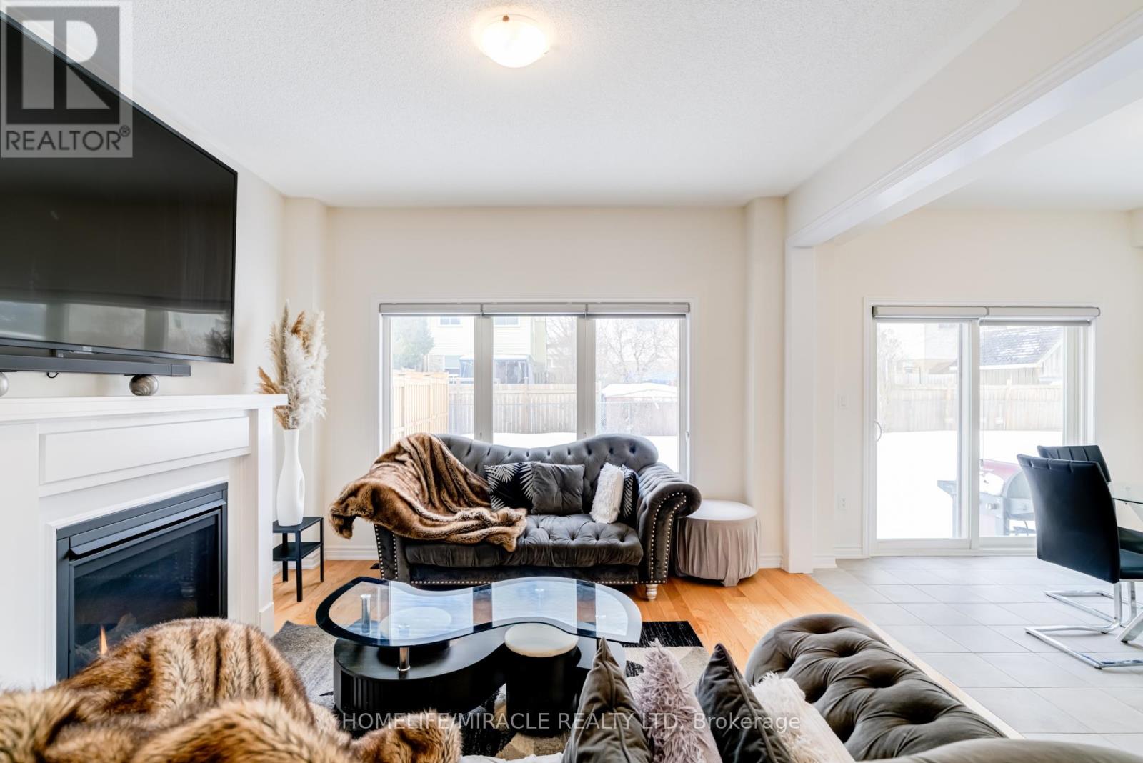 283 Fleetwood Drive, Oshawa, Ontario  L1K 3E8 - Photo 8 - E12833884