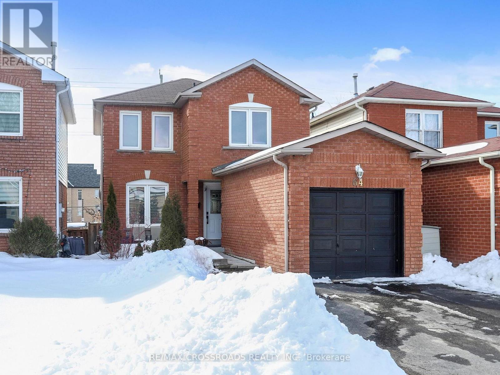 64 Sable Crescent, Whitby, Ontario  L1R 1Y6 - Photo 2 - E12833942