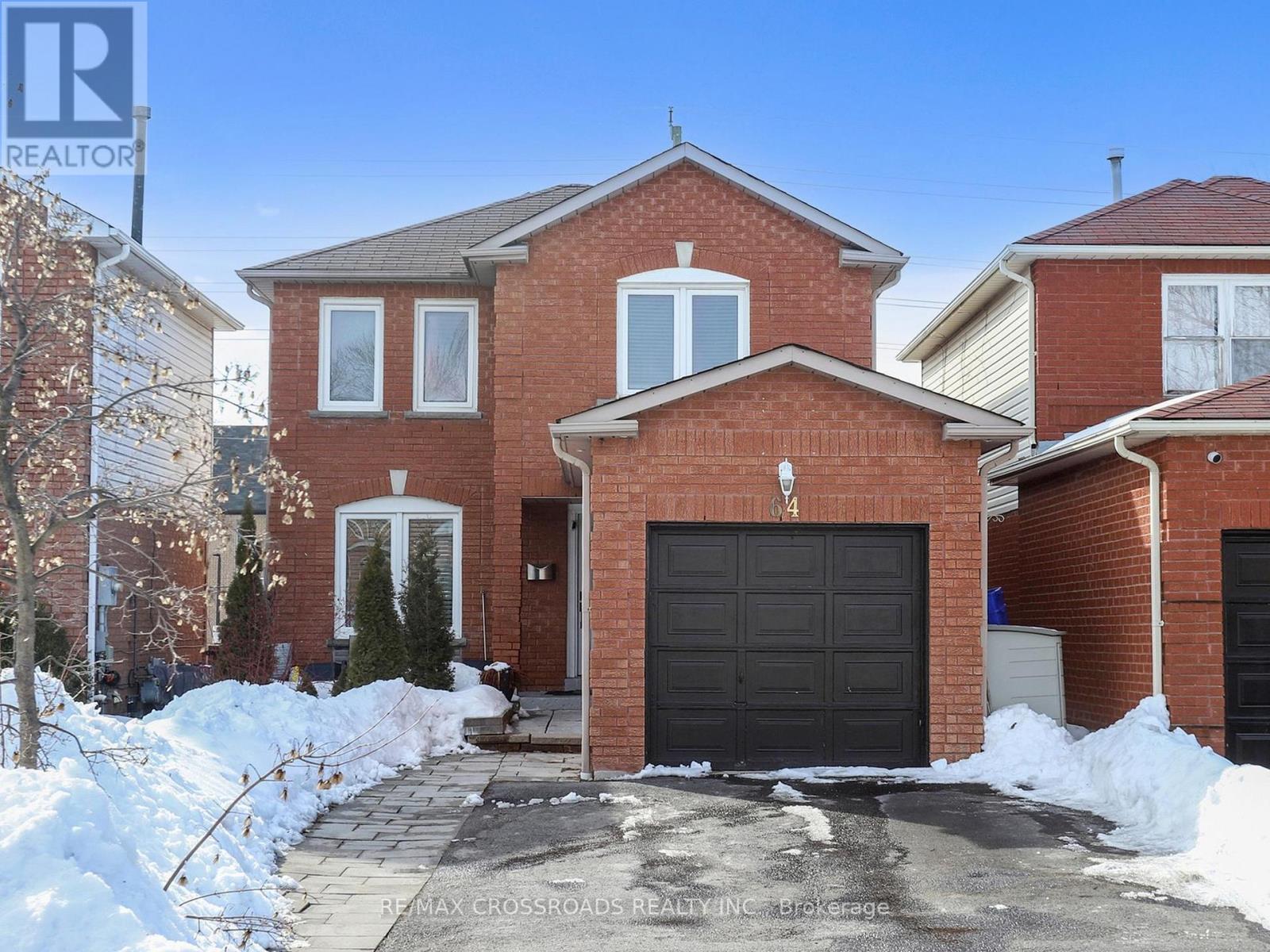 64 Sable Crescent, Whitby, Ontario  L1R 1Y6 - Photo 4 - E12833942