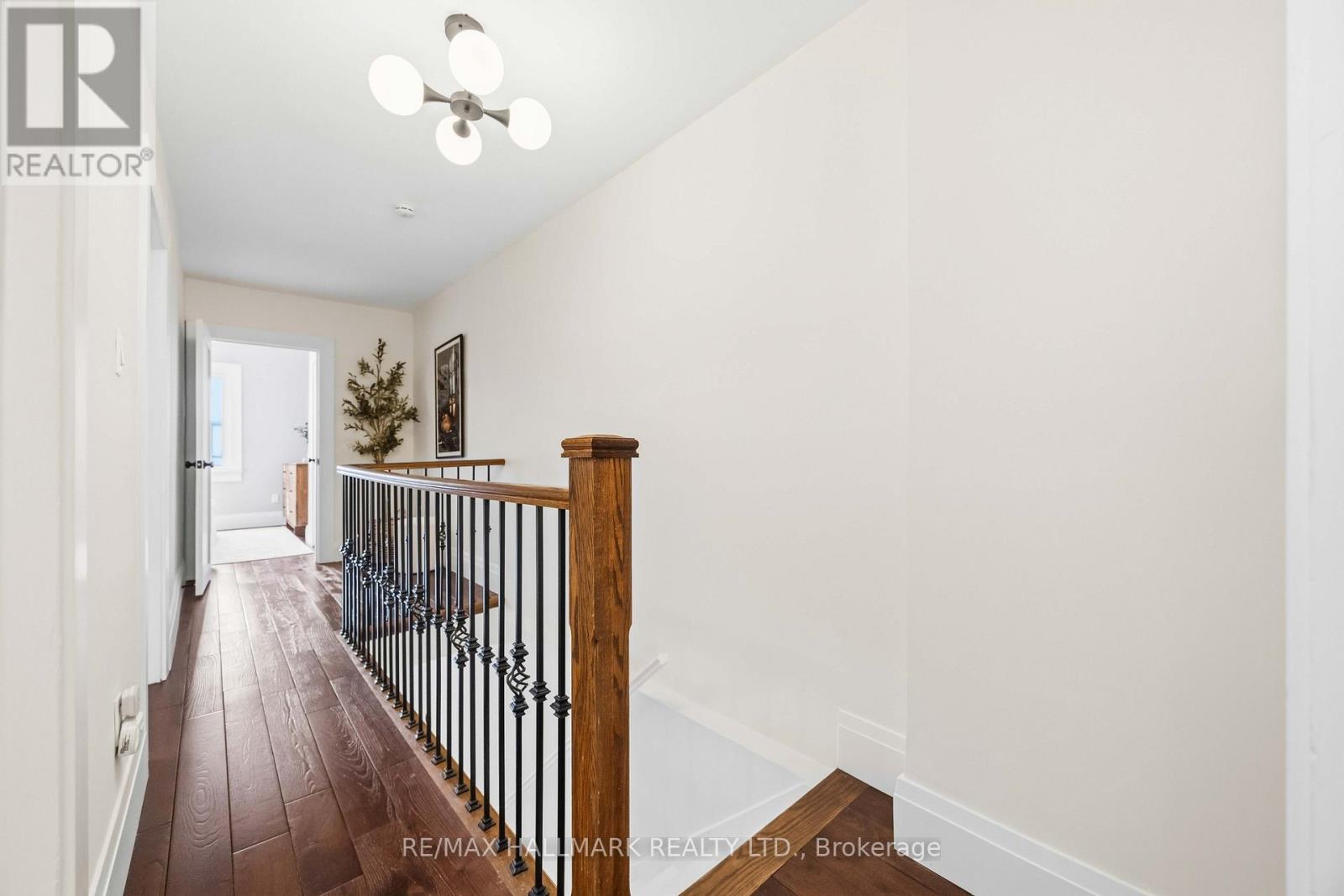 95 Chisholm Avenue, Toronto, Ontario  M4C 4V6 - Photo 13 - E12833966