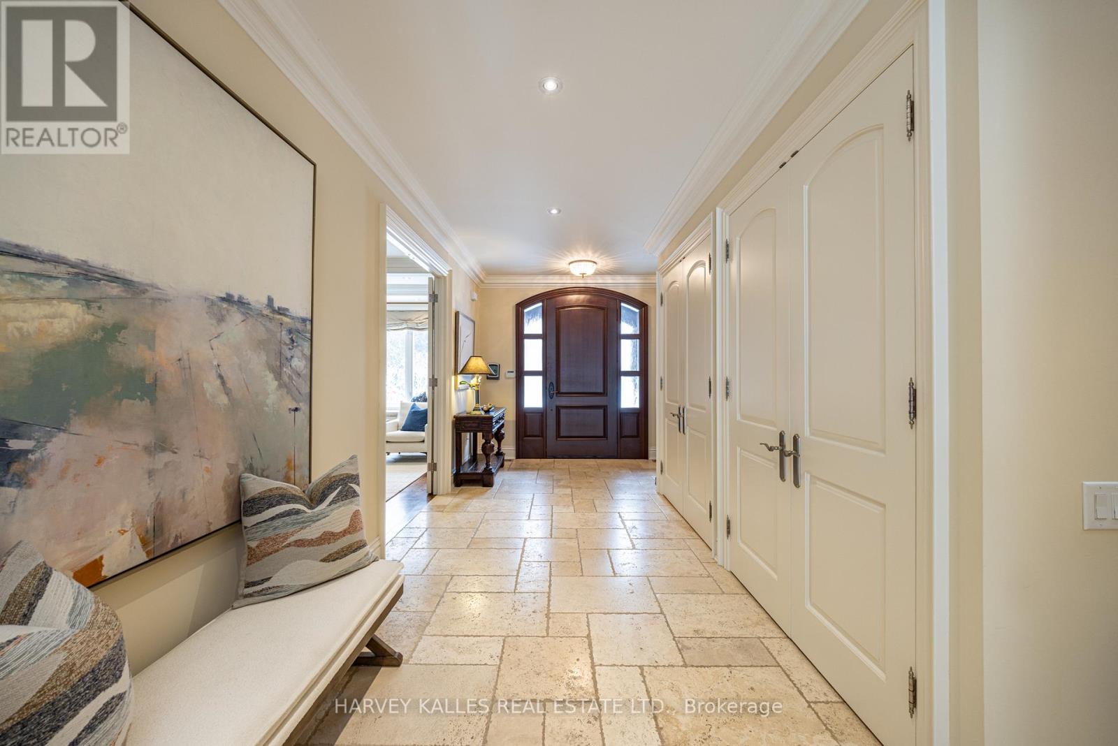 34 Hillside Drive, Toronto, Ontario  M4K 2M2 - Photo 2 - E12834046