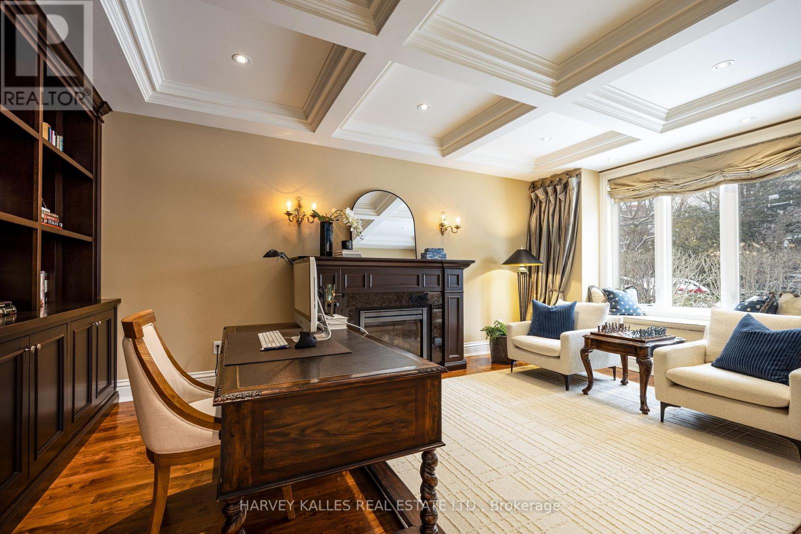 34 Hillside Drive, Toronto, Ontario  M4K 2M2 - Photo 3 - E12834046