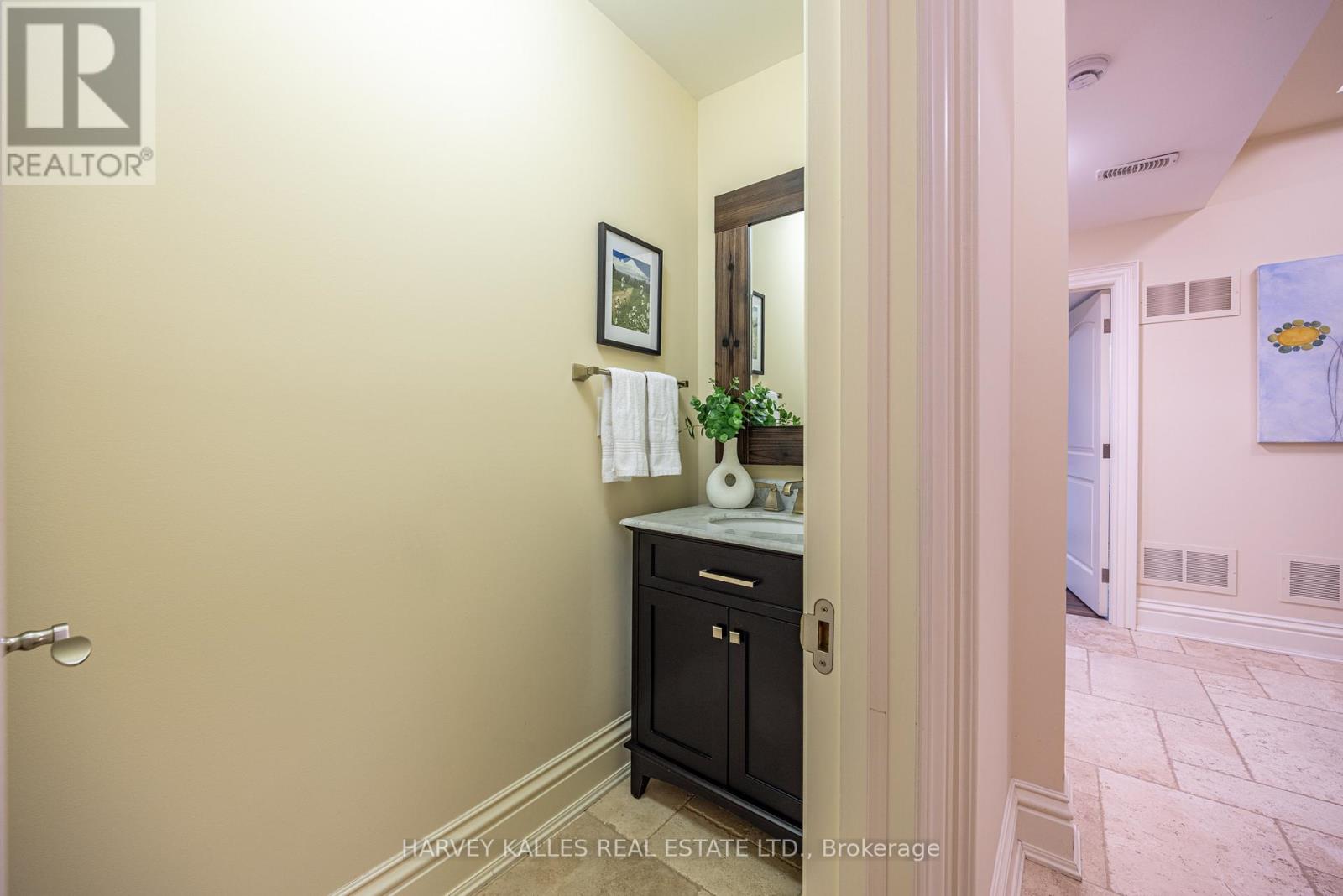 34 Hillside Drive, Toronto, Ontario  M4K 2M2 - Photo 46 - E12834046