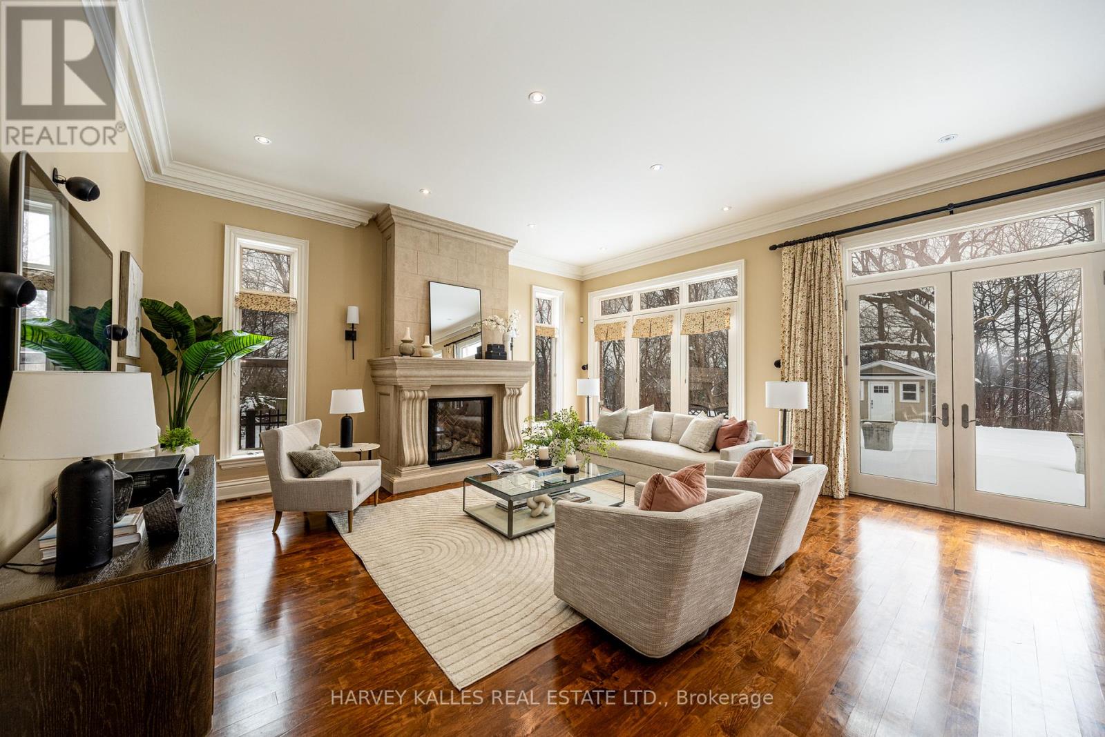 34 Hillside Drive, Toronto, Ontario  M4K 2M2 - Photo 8 - E12834046