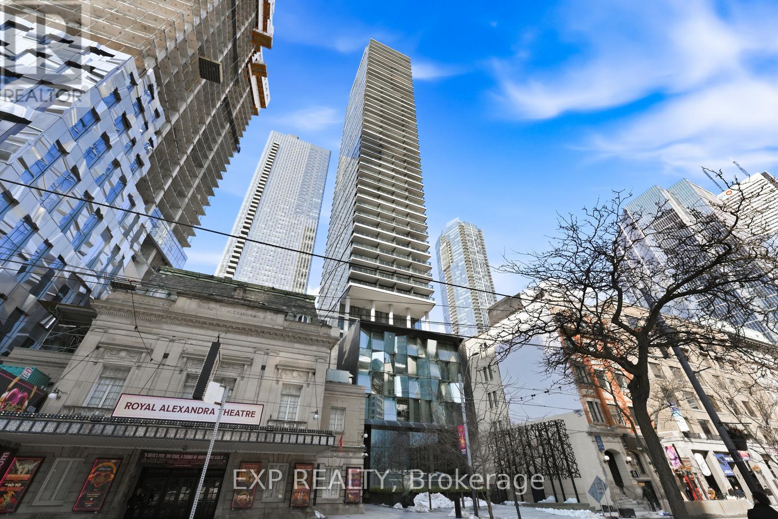 2906 - 224 King Street W, Toronto (Waterfront Communities), Ontario  M5H 0A6 - Photo 2 - C12833926