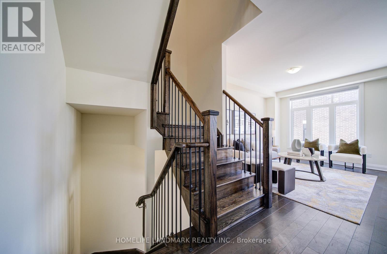 17 Duncombe Lane, Richmond Hill, Ontario  L4C 1C2 - Photo 25 - N12831196