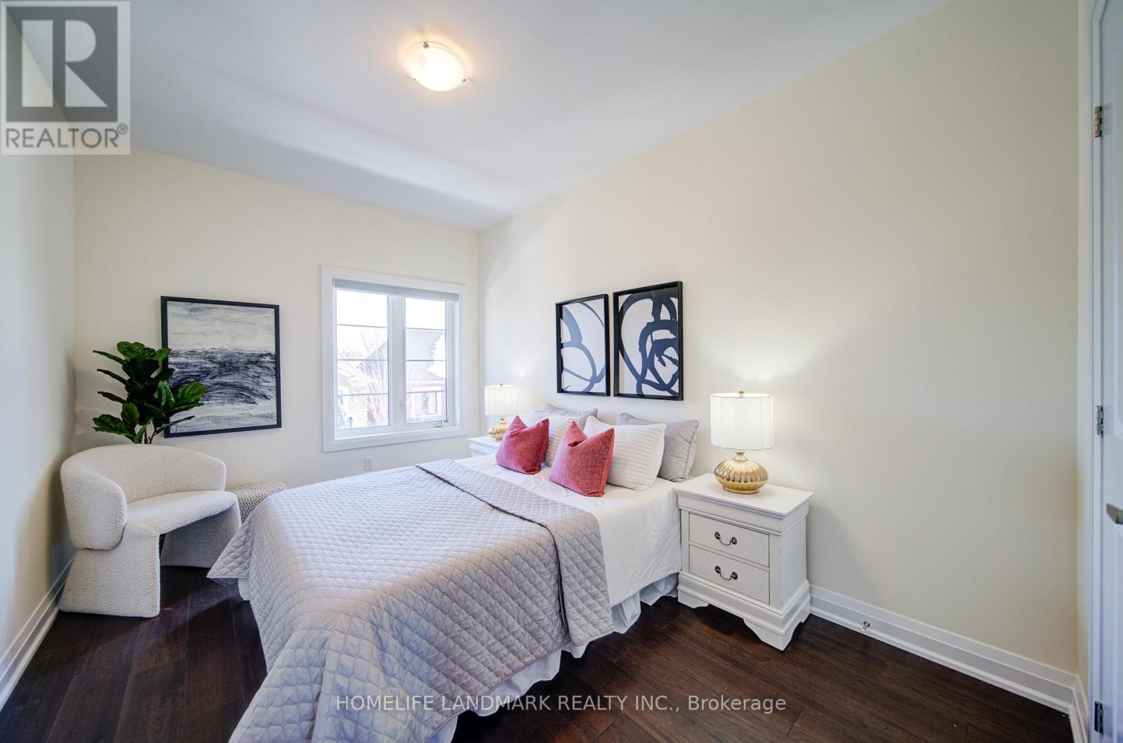 17 Duncombe Lane, Richmond Hill, Ontario  L4C 1C2 - Photo 30 - N12831196