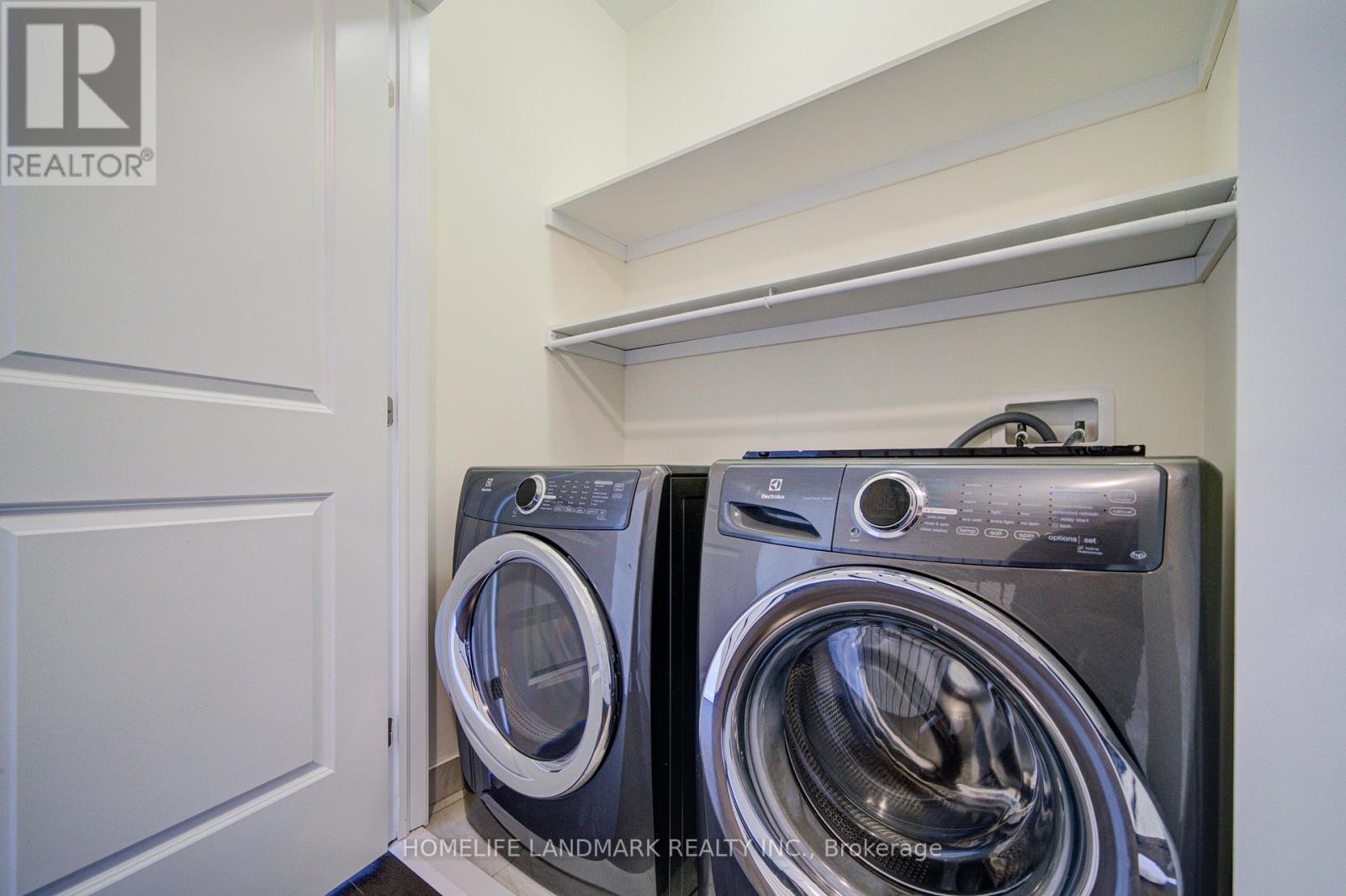 17 Duncombe Lane, Richmond Hill, Ontario  L4C 1C2 - Photo 35 - N12831196