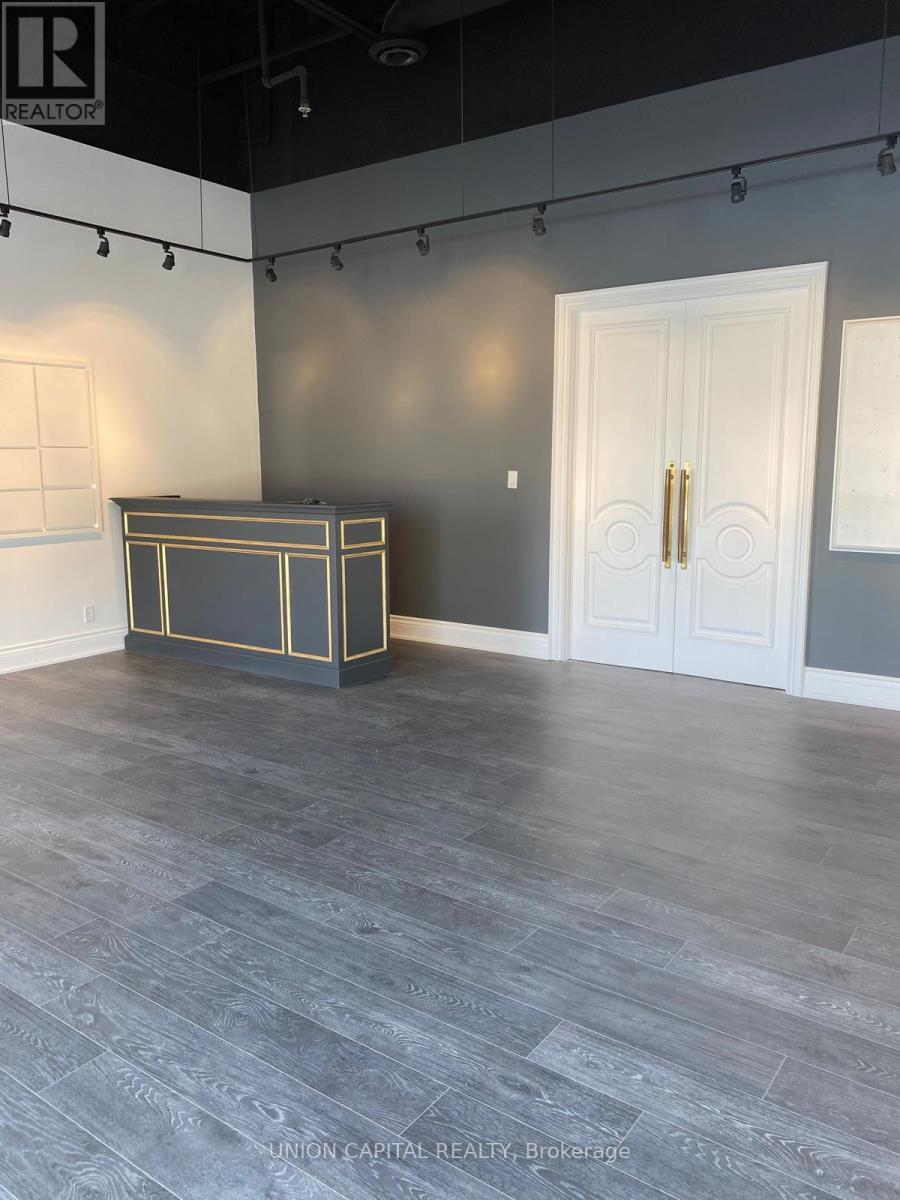 34 - 20 Wertheim Court, Richmond Hill, Ontario  L4B 3A8 - Photo 6 - N12834006