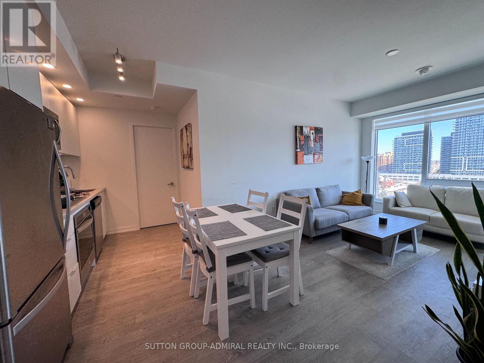 8868 Yonge Street, Richmond Hill, Ontario  L4C 1Z8 - Photo 2 - N12834080