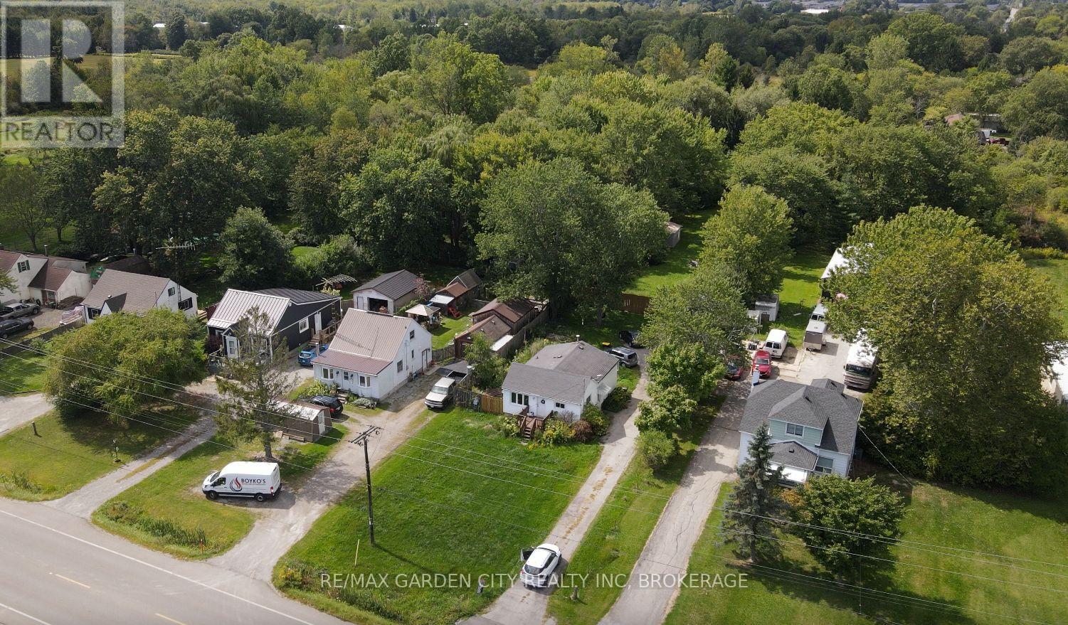 1377 Merrittville Highway, Thorold, Ontario  L3B 4N5 - Photo 4 - X12428292