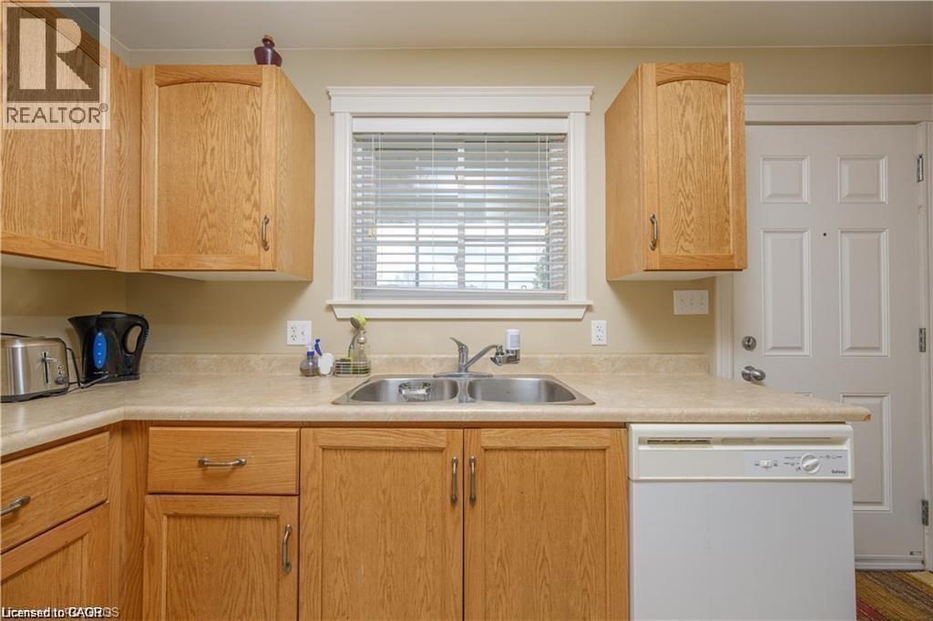 653 Kincardine Avenue Unit# 12, Kincardine, Ontario  N2Z 0B1 - Photo 3 - 40808553