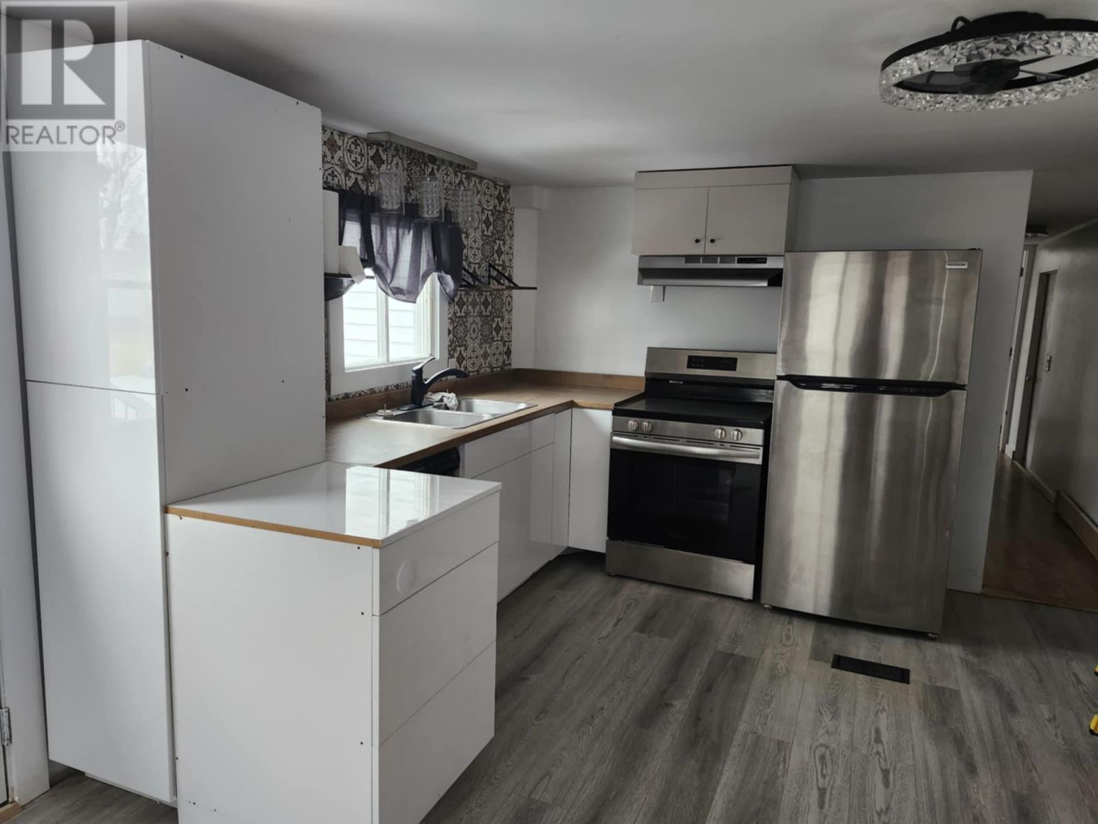 12 Sunshine Park, Summerside, Prince Edward Island  C1N 5K2 - Photo 5 - 202603621