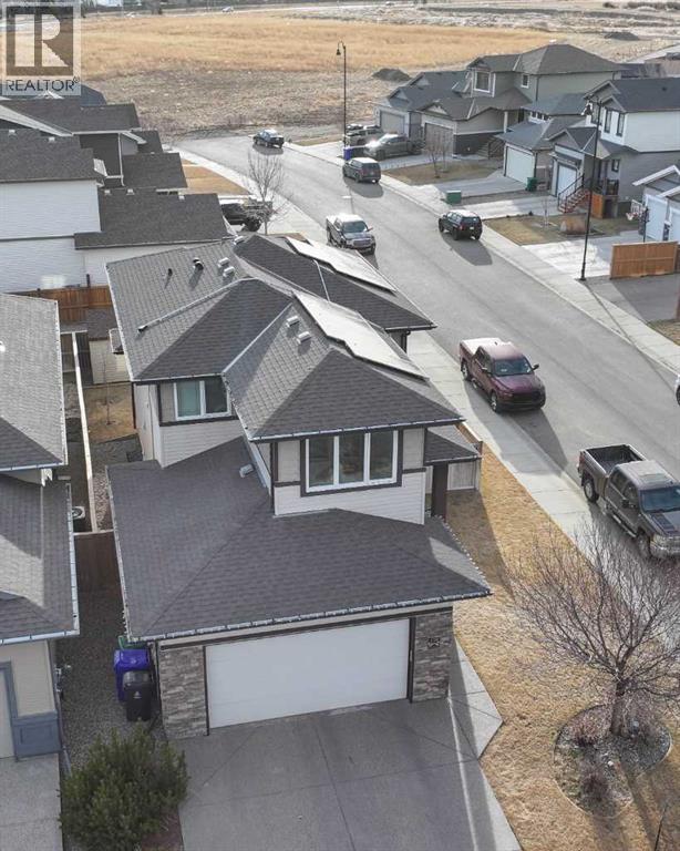 128 Cabot Landing W, Lethbridge, Alberta  T1J 5K3 - Photo 1 - A2284172