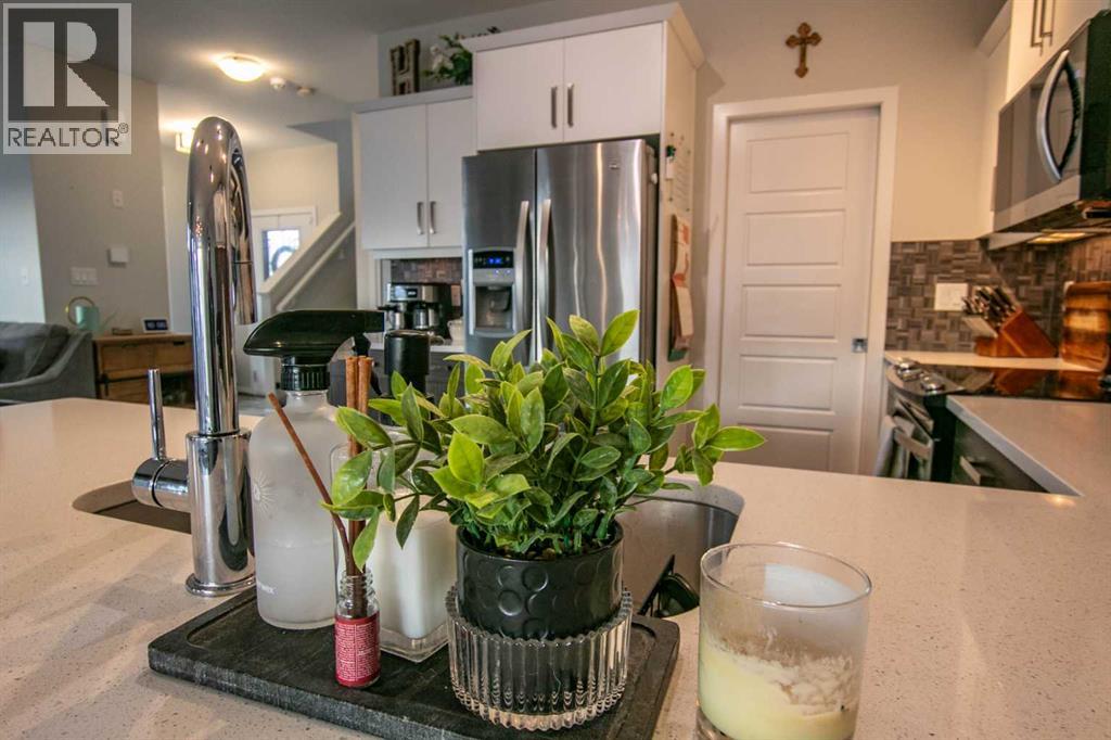 128 Cabot Landing W, Lethbridge, Alberta  T1J 5K3 - Photo 8 - A2284172