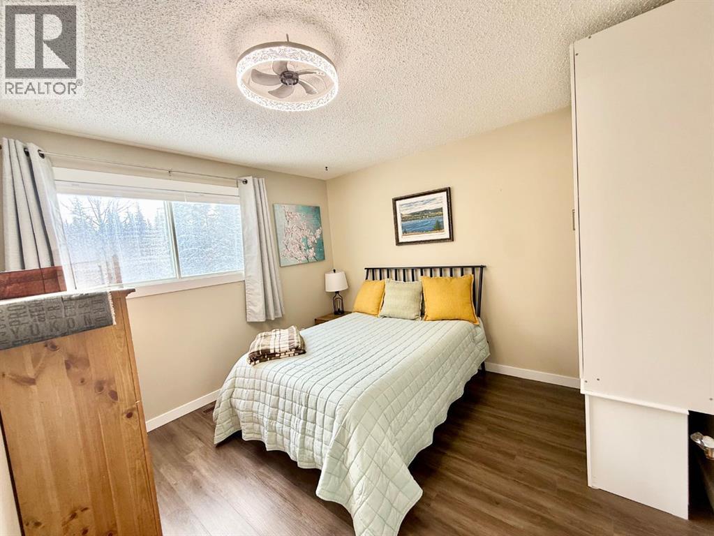 139 Reimer Drive, Hinton, Alberta  T7V 1K1 - Photo 15 - A2253020