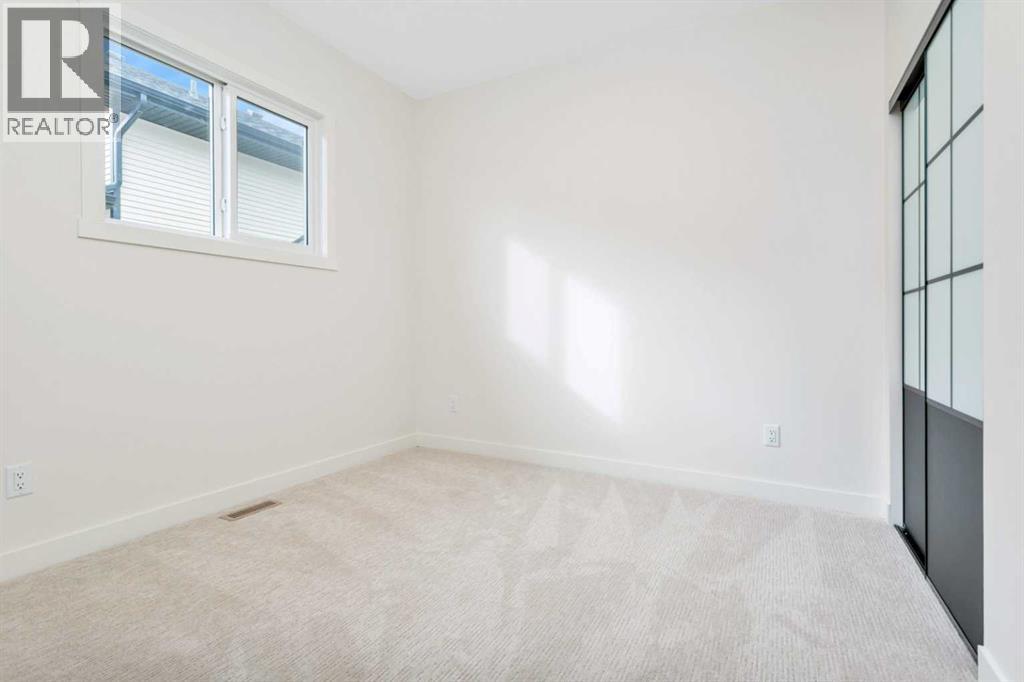 77 Maclean Close, Blackfalds, Alberta  T4M 0H4 - Photo 10 - A2289299