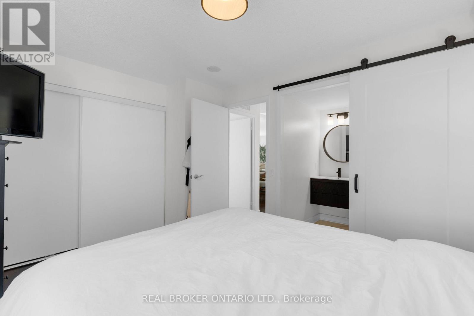 1321 - 60 Heintzman Street, Toronto, Ontario M6P 5A1 - Photo 16 - W12833874