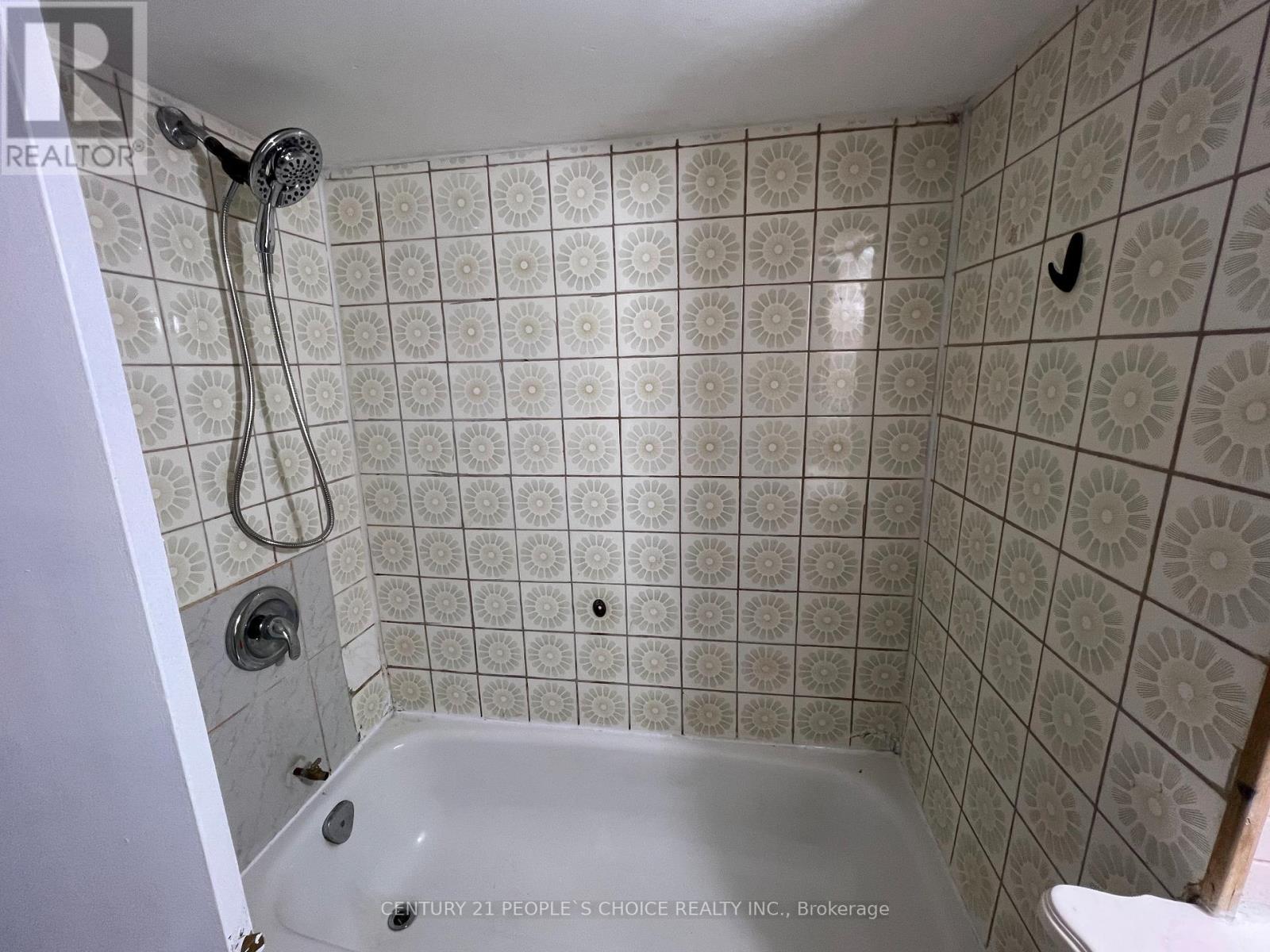 Bsmt - 534 Lana Terrace, Mississauga, Ontario  L5A 3B3 - Photo 14 - W12833908