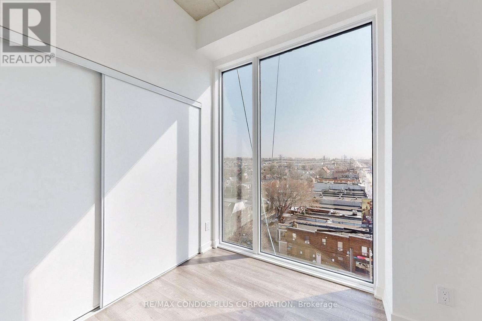 706 - 1808 St Clair Avenue W, Toronto, Ontario  M6N 0C1 - Photo 17 - W12833910