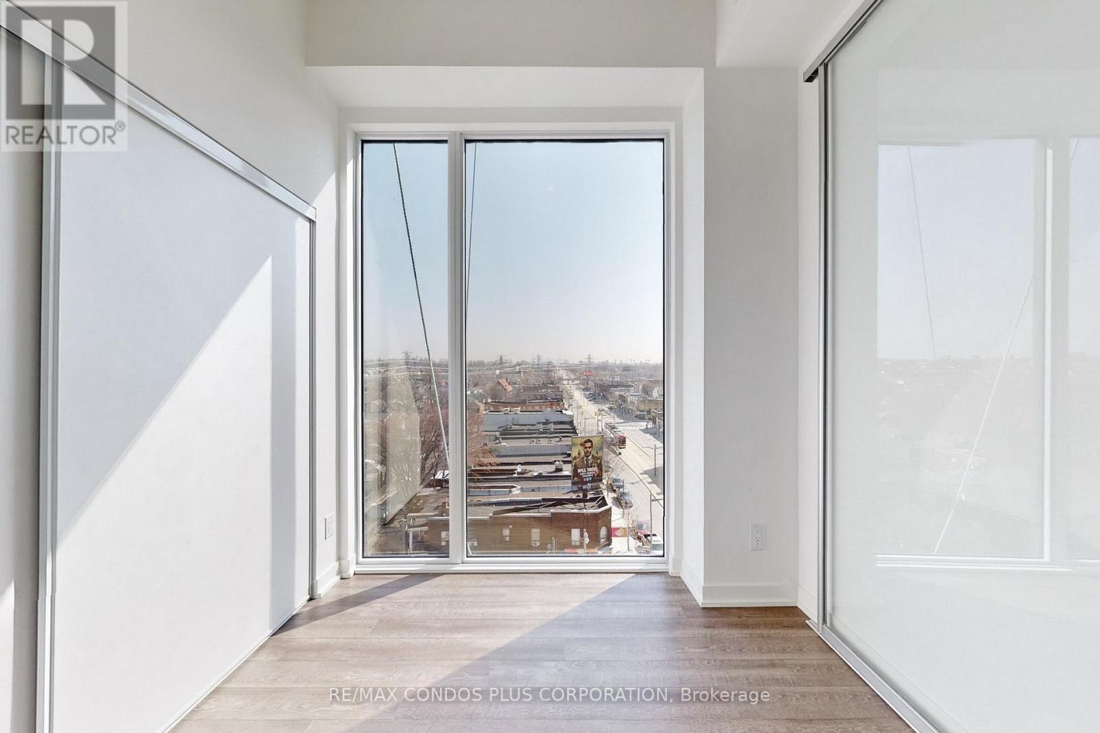 706 - 1808 St Clair Avenue W, Toronto, Ontario  M6N 0C1 - Photo 18 - W12833910