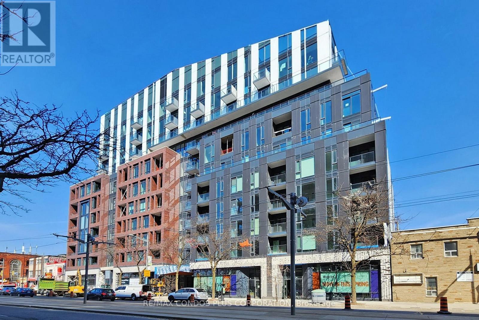 706 - 1808 St Clair Avenue W, Toronto, Ontario  M6N 0C1 - Photo 2 - W12833910