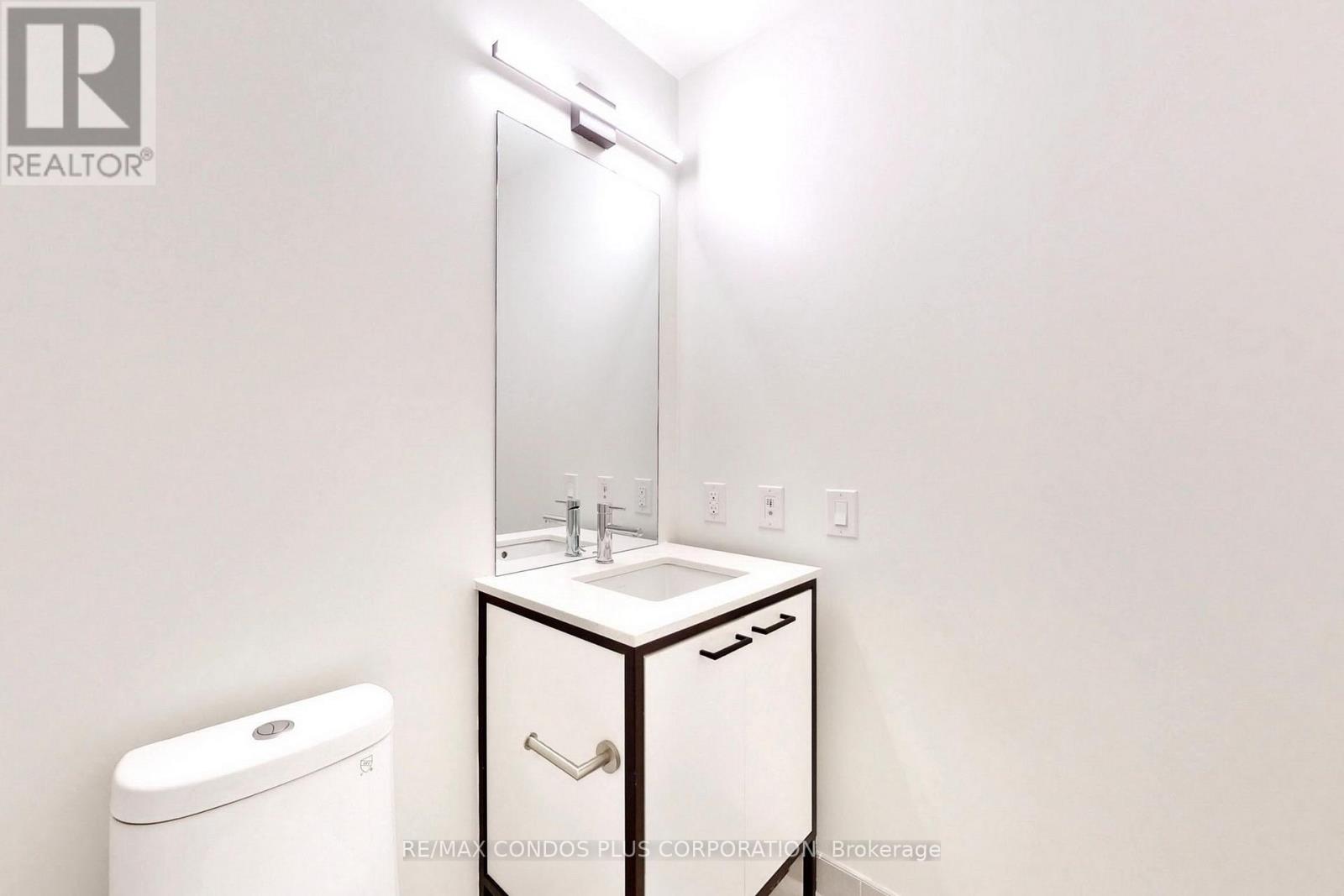 706 - 1808 St Clair Avenue W, Toronto, Ontario  M6N 0C1 - Photo 24 - W12833910