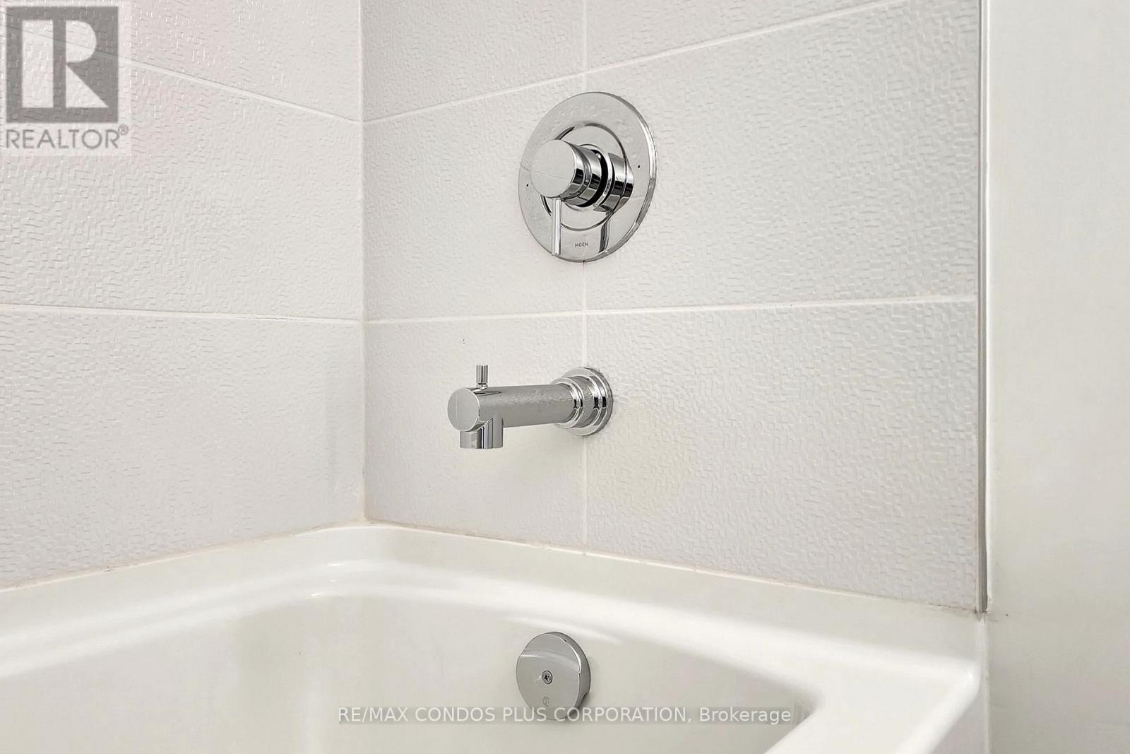 706 - 1808 St Clair Avenue W, Toronto, Ontario  M6N 0C1 - Photo 26 - W12833910