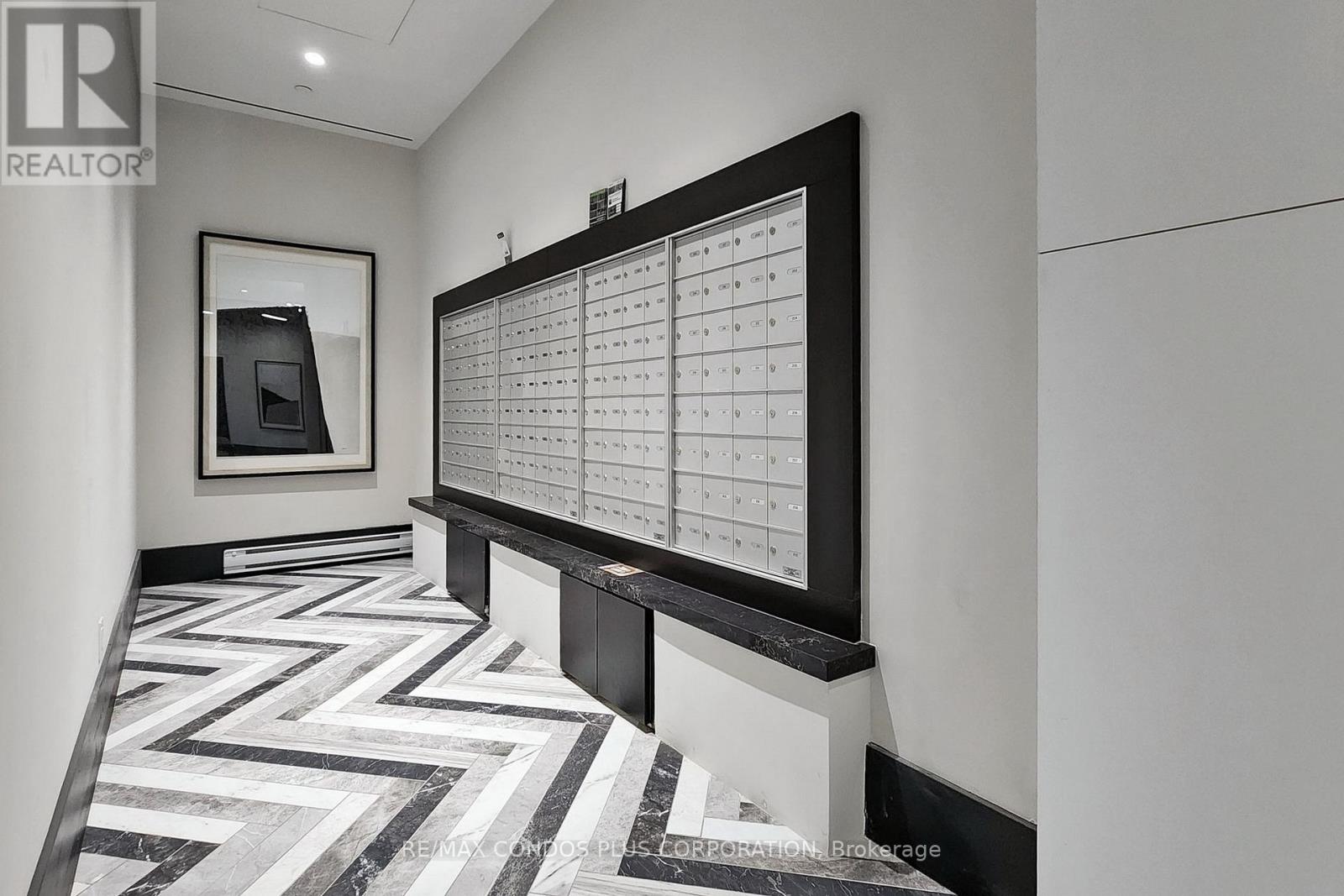 706 - 1808 St Clair Avenue W, Toronto, Ontario  M6N 0C1 - Photo 31 - W12833910