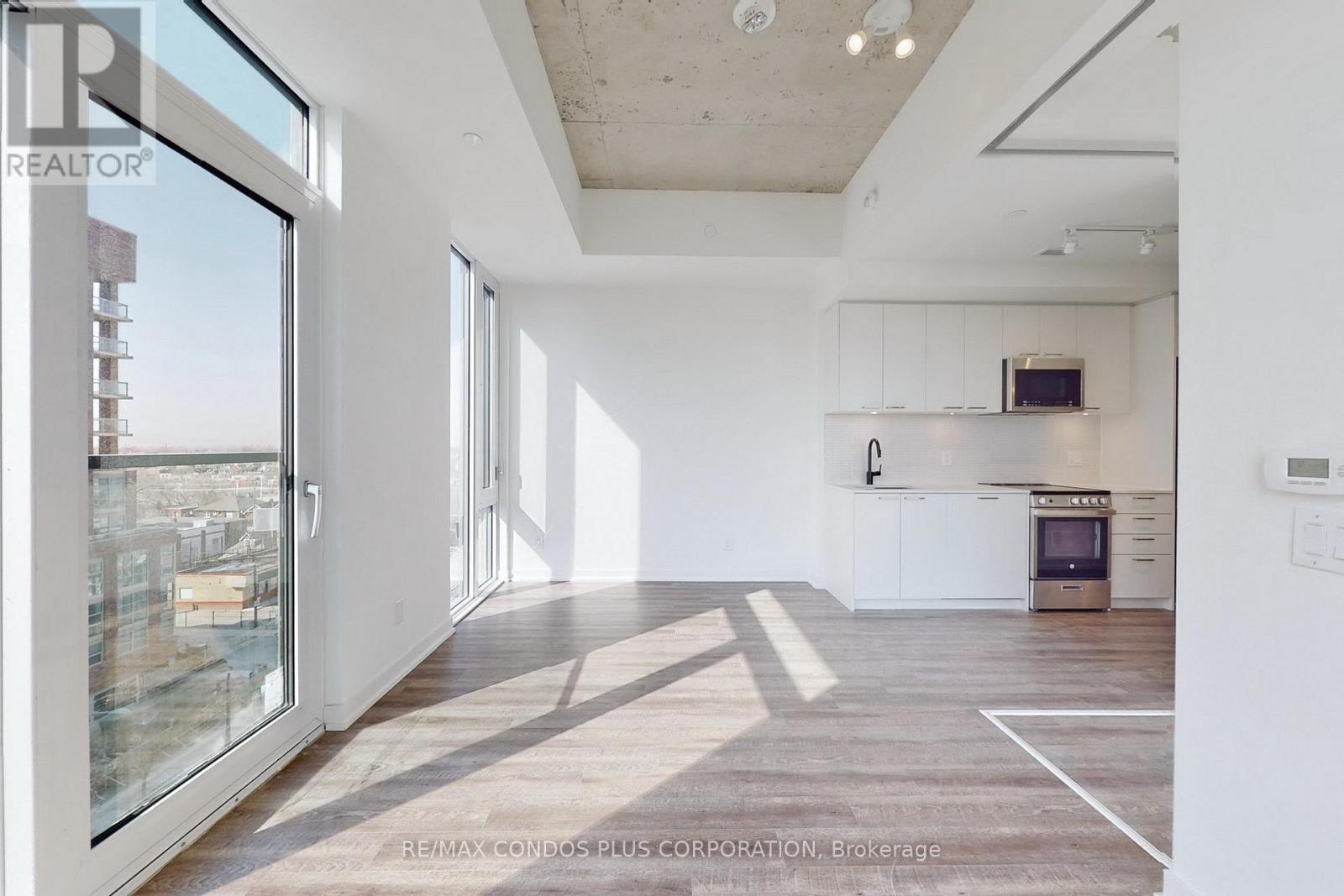 706 - 1808 St Clair Avenue W, Toronto, Ontario  M6N 0C1 - Photo 8 - W12833910