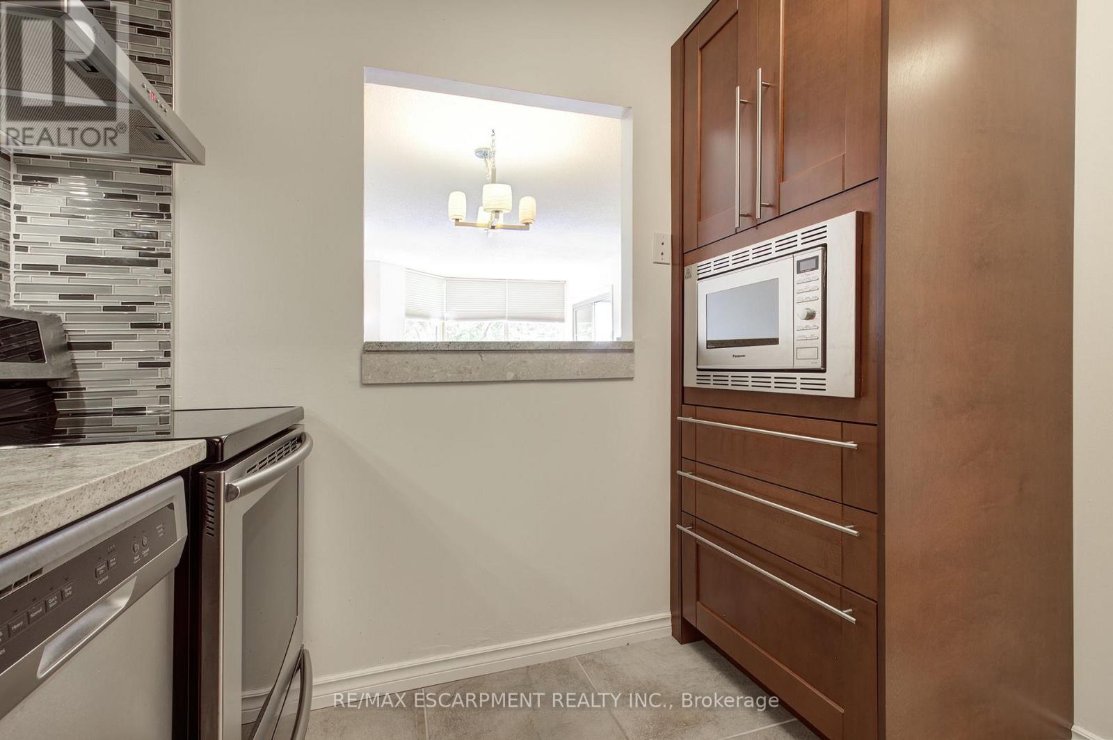 306 - 1270 Maple Crossing Boulevard, Burlington, Ontario  L7S 2J3 - Photo 12 - W12833950