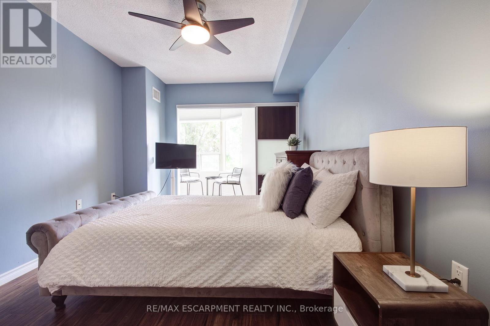 306 - 1270 Maple Crossing Boulevard, Burlington, Ontario  L7S 2J3 - Photo 21 - W12833950