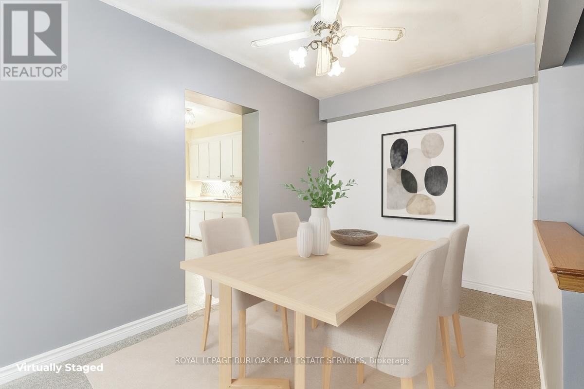 1 - 2418 New Street, Burlington, Ontario  L7R 1J6 - Photo 9 - W12834026